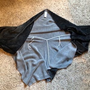 LuLulemon Exaltation Wrap